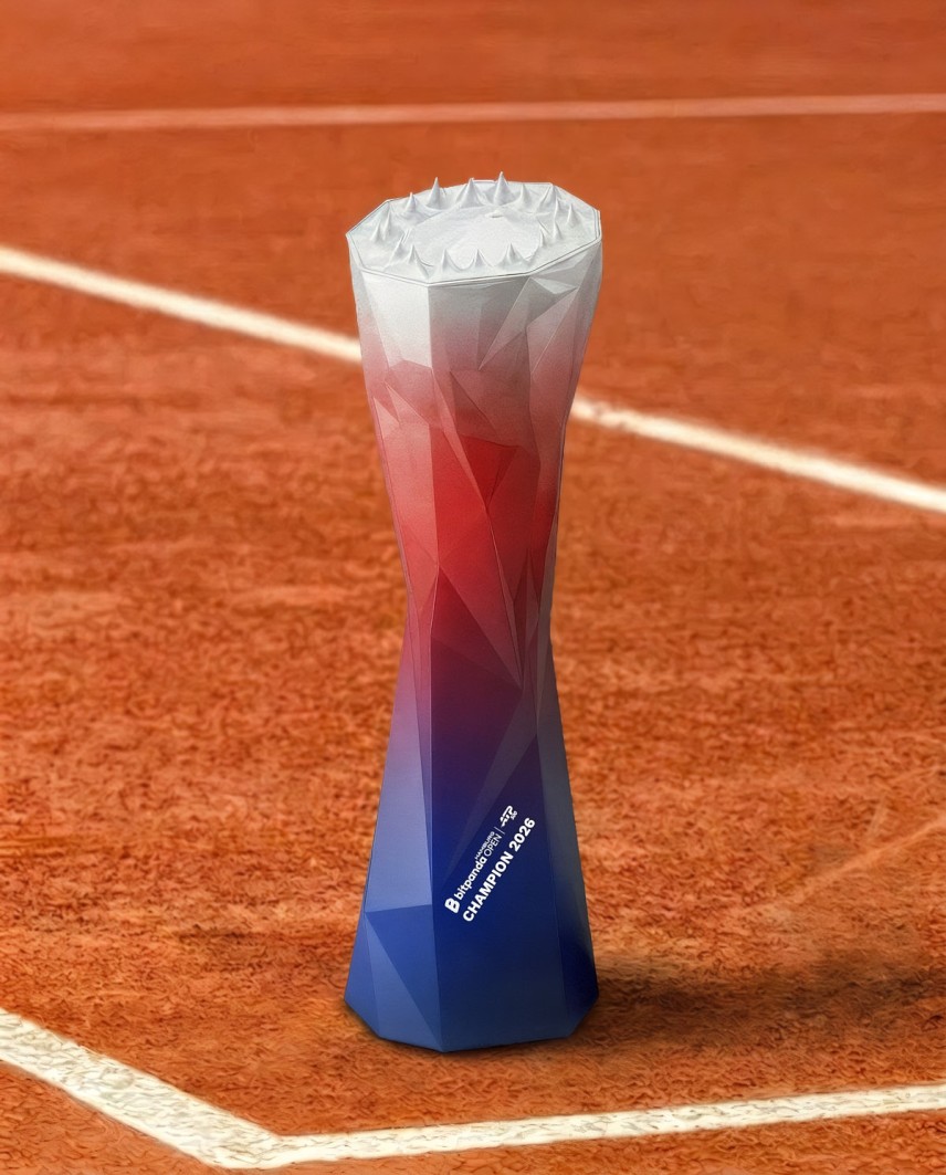 Bitpanda Hamburg Open Trophy 2026 designed and manufactured by Sustain Awards